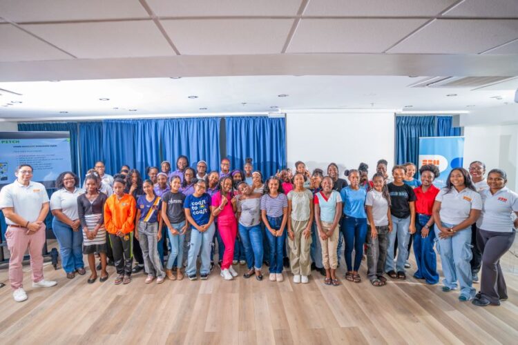 Martin Cheong, Country General Manager of SBM Offshore Guyana, SBM Offshore Guyana representatives and the participants