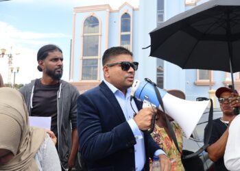 Opposition Leader Azruddin Mohamed