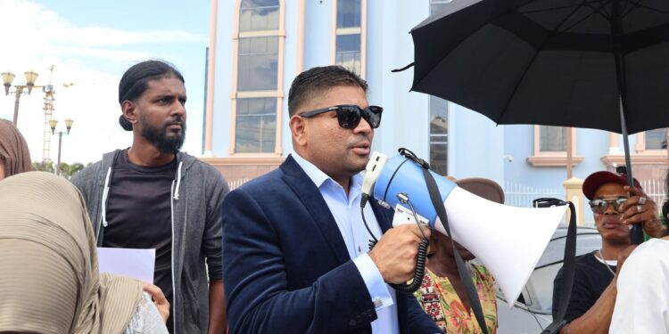 Opposition Leader Azruddin Mohamed